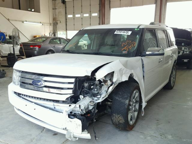 2FMHK6DT6ABA25842 - 2010 FORD FLEX LIMIT WHITE photo 2