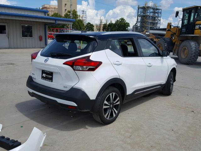 3N1CP5CU0JL504639 - 2018 NISSAN KICKS S WHITE photo 4