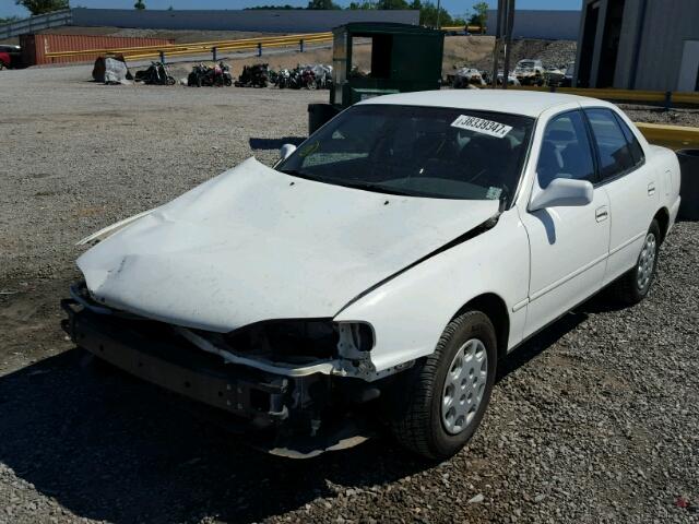 4T1SK12E6SU620523 - 1995 TOYOTA CAMRY LE WHITE photo 2