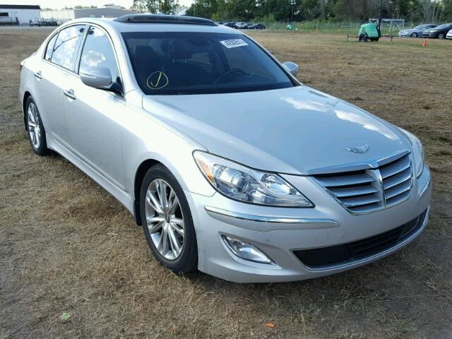 KMHGC4DD9DU241687 - 2013 HYUNDAI GENESIS SILVER photo 1