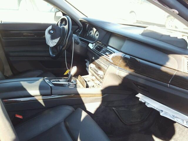 WBAKB83569CY59904 - 2009 BMW 750 GRAY photo 5