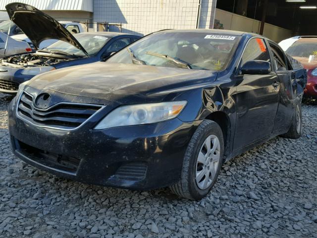 4T4BF3EK9AR019614 - 2010 TOYOTA CAMRY BLACK photo 2