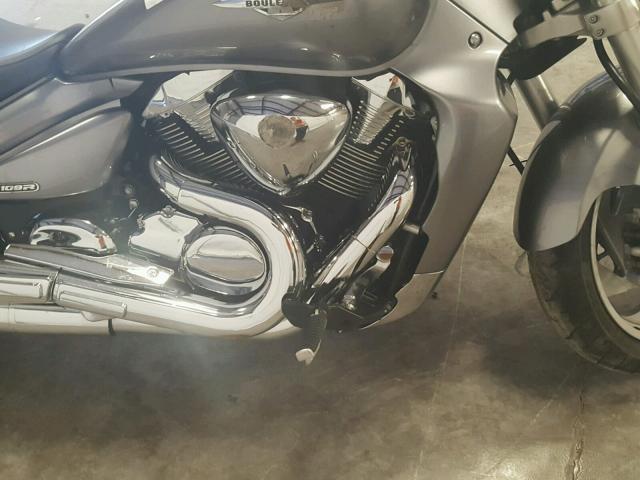 JS1VY53A182102241 - 2008 SUZUKI VZR1800 SILVER photo 7