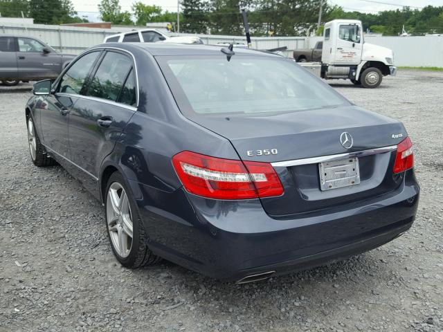 WDDHF8JB1DA688063 - 2013 MERCEDES-BENZ E 350 4MAT BLUE photo 3