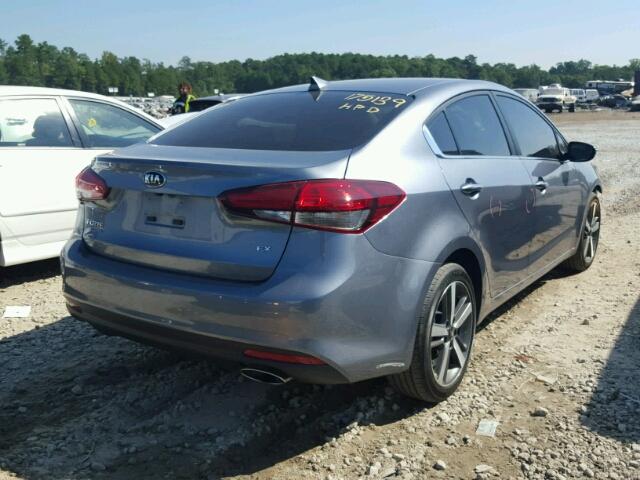 3KPFL4A82HE093054 - 2017 KIA FORTE EX BLUE photo 4