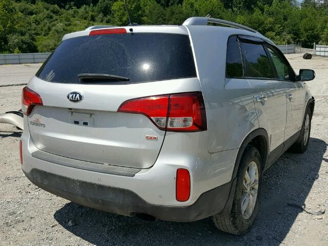 5XYKTCA68EG530741 - 2014 KIA SORENTO LX SILVER photo 4