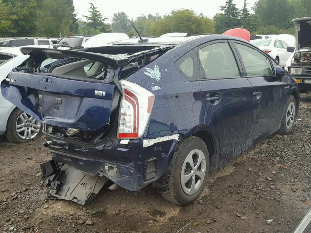 JTDKN3DU9F1928272 - 2015 TOYOTA PRIUS 蓝色 照片 4