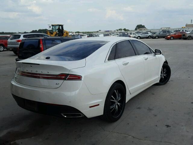3LN6L2GK2DR806413 - 2013 LINCOLN MKZ Սպիտակ լուսանկար 4