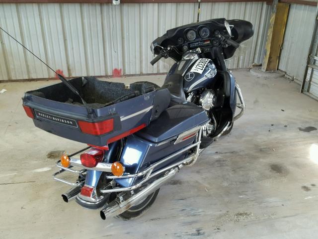 1HD1FCW153Y601056 - 2003 HARLEY-DAVIDSON FLHTCUI BLUE photo 4