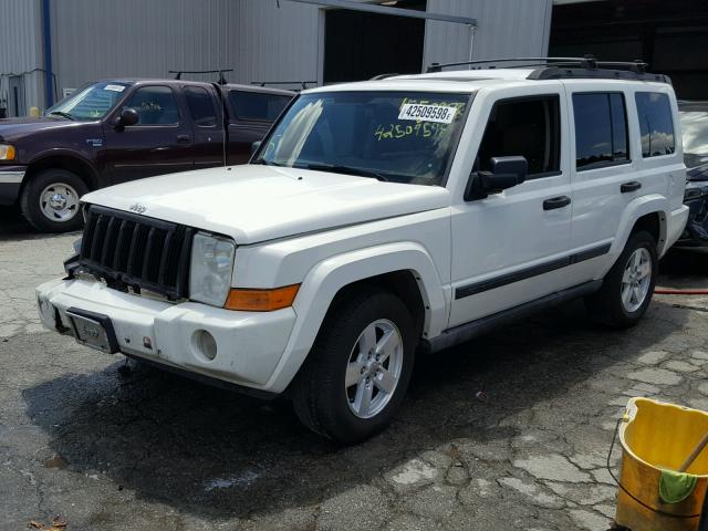 1J8HH48N86C332609 - 2006 JEEP COMMANDER WHITE photo 2
