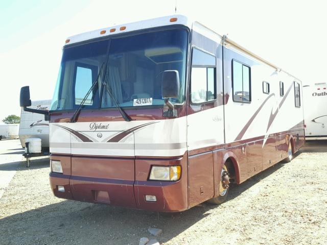 1RF120510X2005481 - 1999 ROADMASTER RAIL DYANASTER TWO TONE photo 2