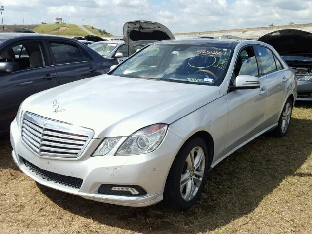 WDDHF8HBXAA257612 - 2010 MERCEDES-BENZ E 350 4MAT SILVER photo 2