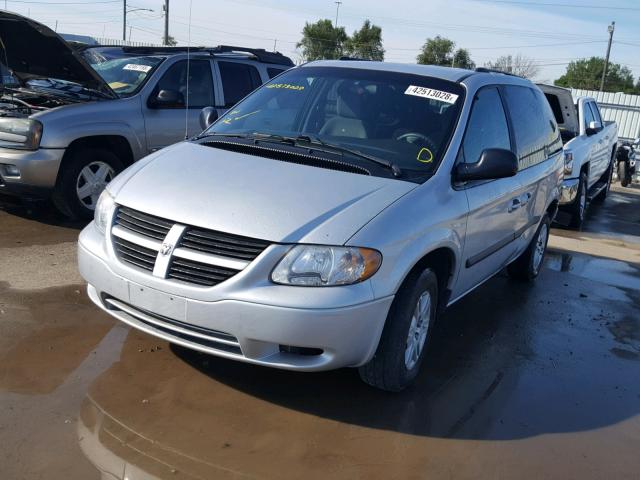 1D4GP45R15B150397 - 2005 DODGE CARAVAN SX GRAY photo 2