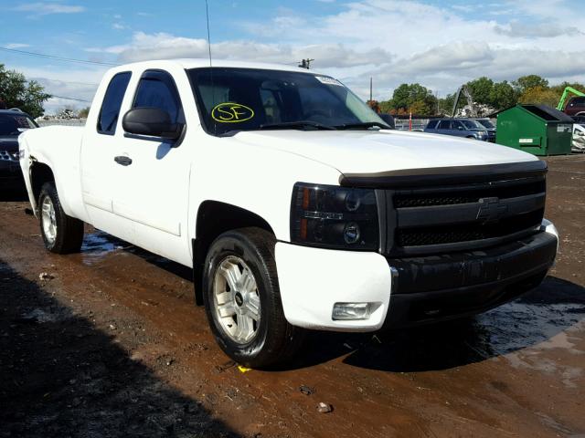 2GCEK19J681330369 - 2008 CHEVROLET SILVERADO WHITE photo 1