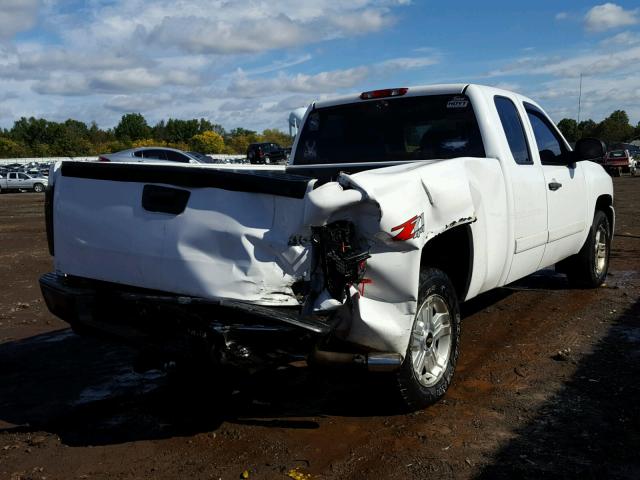 2GCEK19J681330369 - 2008 CHEVROLET SILVERADO WHITE photo 4