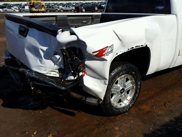 2GCEK19J681330369 - 2008 CHEVROLET SILVERADO WHITE photo 9