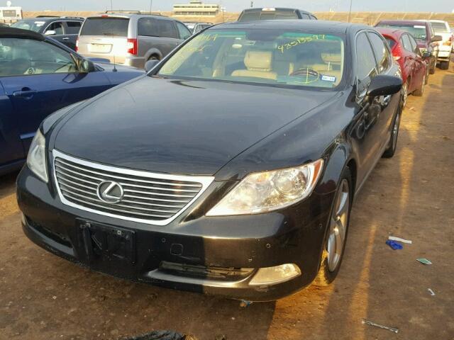 JTHGL46F385022869 - 2008 LEXUS LS BLACK photo 2