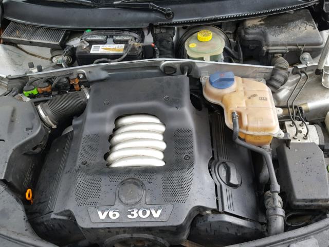 WVWRH63B51P275615 - 2001 VOLKSWAGEN PASSAT GLX 银色 照片 7