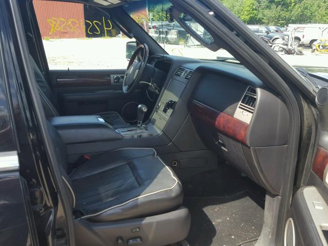 5LMFU28586LJ20459 - 2006 LINCOLN NAVIGATOR 黑色 照片 5