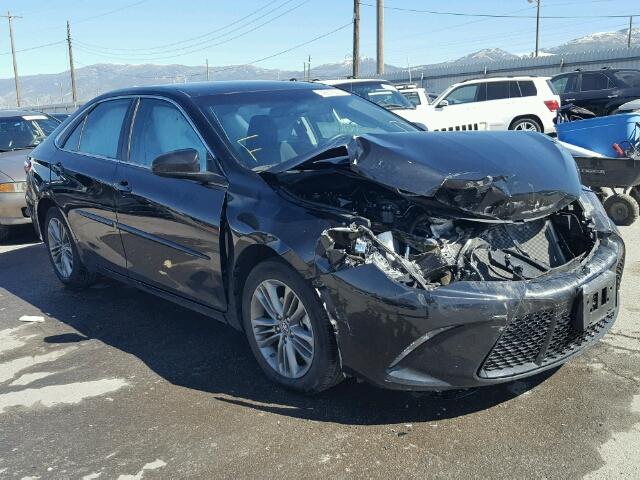 4T1BF1FK9GU220967 - 2016 TOYOTA CAMRY LE 黑色 照片 1