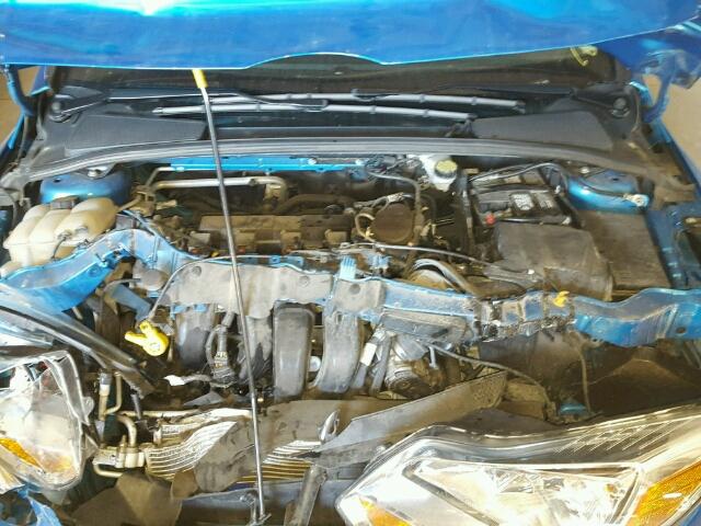 1FADP3F24EL427703 - 2014 FORD FOCUS BLUE photo 7