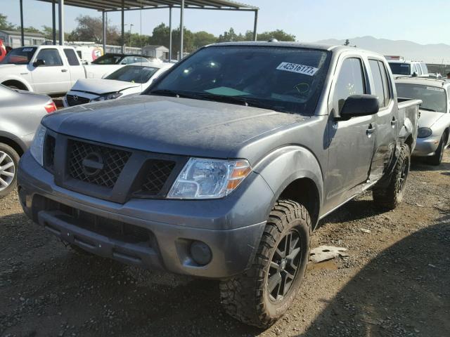 1N6AD0ER5GN738354 - 2016 NISSAN FRONTIER S GRAY photo 2