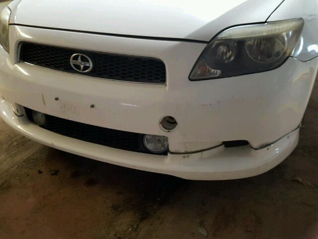 JTKDE167570168832 - 2007 TOYOTA SCION TC 白色 照片 9