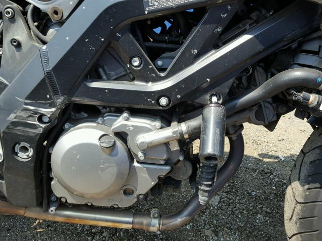 JS1VP53A582100172 - 2008 SUZUKI SV650 BLACK photo 7