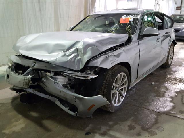 WBA8E5G32HNU44946 - 2017 BMW 320 XI SILVER photo 2