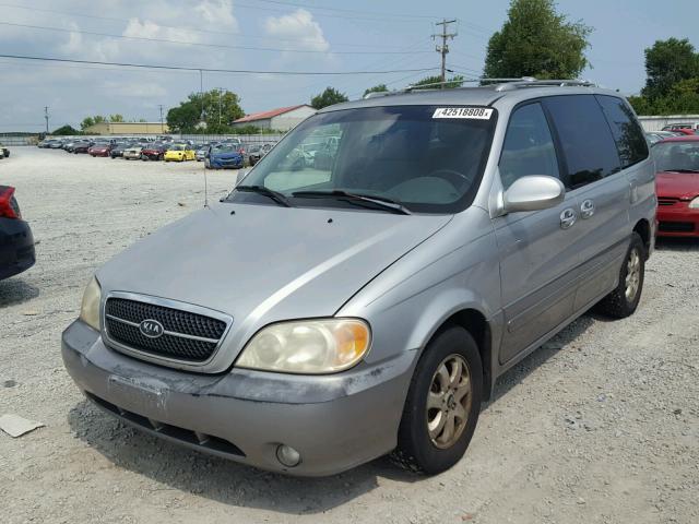 KNDUP132656734078 - 2005 KIA SEDONA EX GRAY photo 2