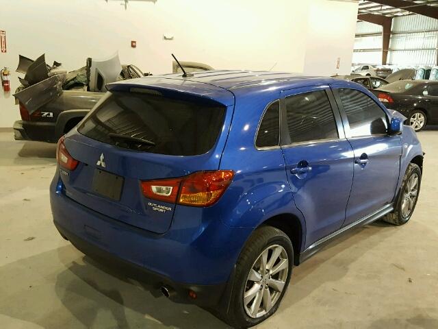 4A4AP4AU6FE042928 - 2015 MITSUBISHI OUTLANDER BLUE photo 4