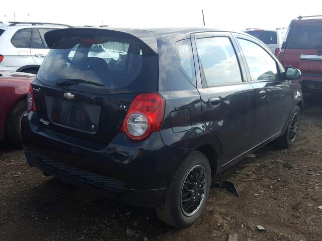 KL1TD66E39B337701 - 2009 CHEVROLET AVEO LS BLACK photo 4