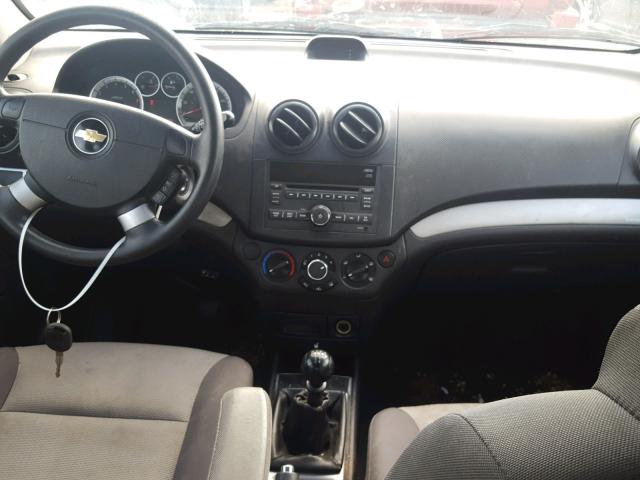 KL1TD66E39B337701 - 2009 CHEVROLET AVEO LS BLACK photo 9