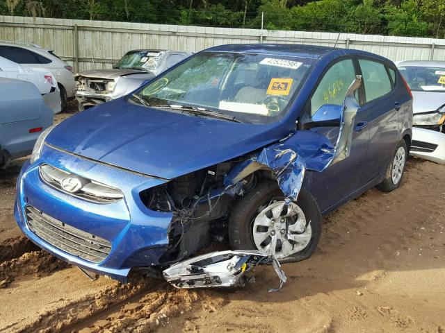 KMHCT5AE3GU267983 - 2016 HYUNDAI ACCENT SE BLUE photo 2