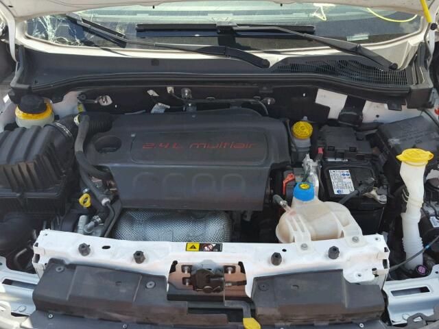 ZFBERFAT0F6A79561 - 2015 RAM PROMASTER 白色 照片 7