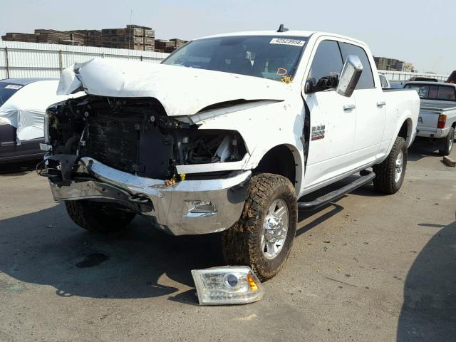 3C6UR5FL5DG594468 - 2013 RAM 2500 LARAM WHITE photo 2