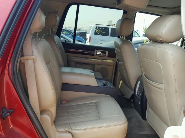 5LMFU27555LJ17972 - 2005 LINCOLN NAVIGATOR 红色 照片 6