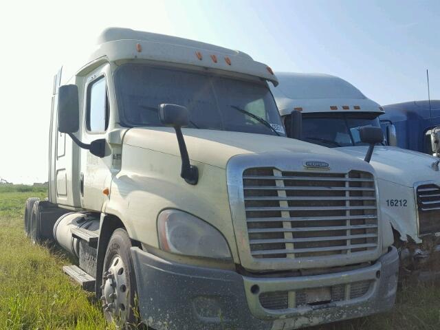 3AKJGLDV8ESFR3670 - 2014 FREIGHTLINER CASCADIA 1 CREAM photo 1