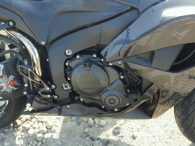 JH2PC40428M103321 - 2008 HONDA CBR600 RR BLACK photo 7