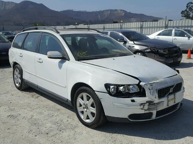 YV1MW390862183319 - 2006 VOLVO V50 2.4I WHITE photo 1