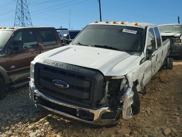 1FT8W3CT8CEB15378 - 2012 FORD F350 SUPER WHITE photo 2