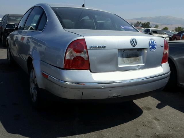 WVWRH63B33P397621 - 2003 VOLKSWAGEN PASSAT GLX SILVER photo 3