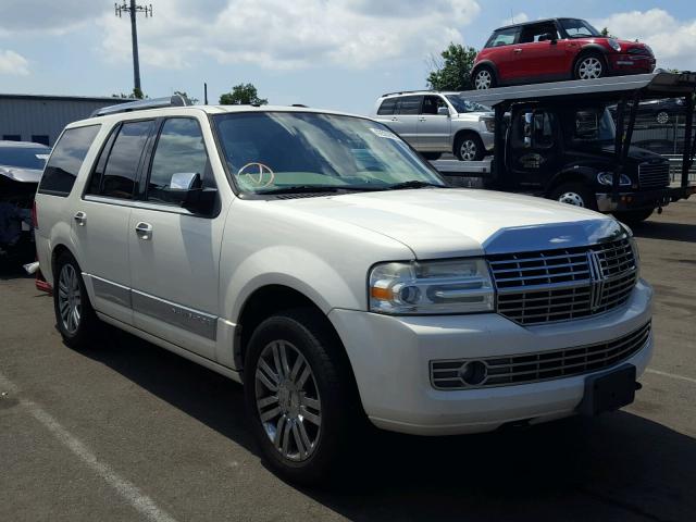 5LMFU285X7LJ16527 - 2007 LINCOLN NAVIGATOR 白色 照片 1