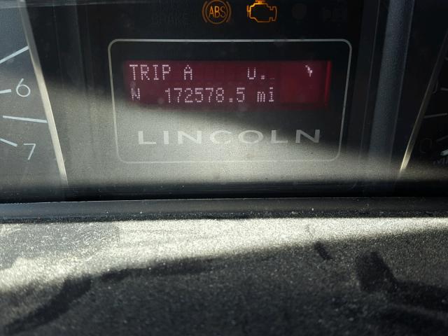 5LMFU285X7LJ16527 - 2007 LINCOLN NAVIGATOR 白色 照片 8