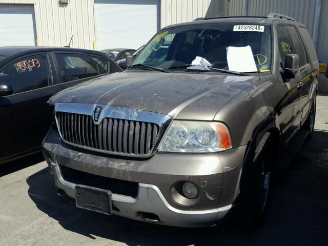 5LMFU27R73LJ45787 - 2003 LINCOLN NAVIGATOR Qara foto 2