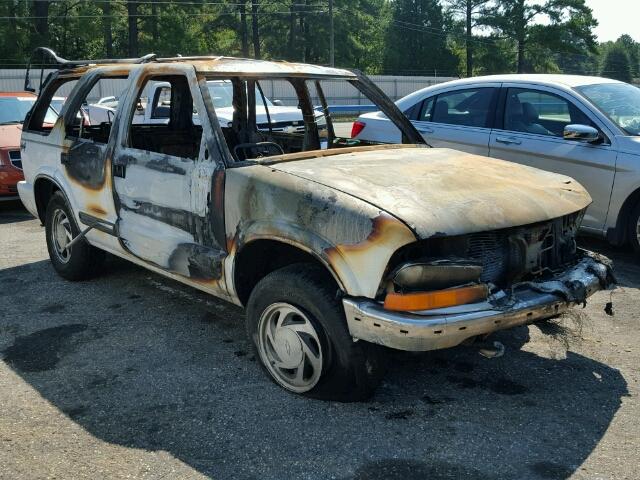 1GNDT13W61K211859 - 2001 CHEVROLET BLAZER BURN photo 1