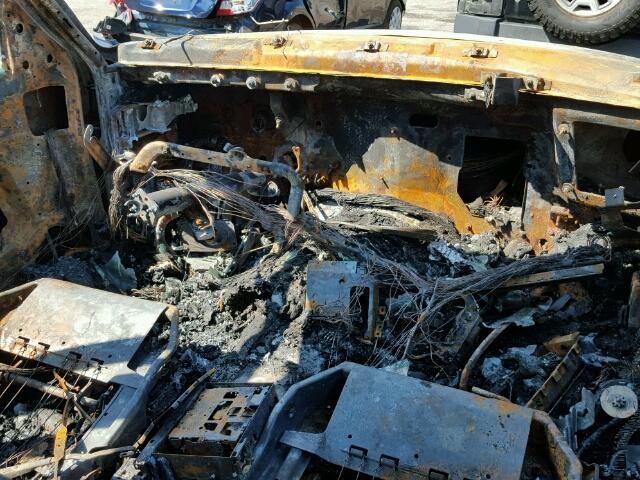 1GNDT13W61K211859 - 2001 CHEVROLET BLAZER BURN photo 9