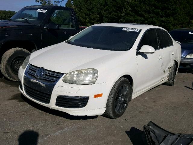 3VWSF71K96M620400 - 2006 VOLKSWAGEN JETTA 2.5 WHITE photo 2