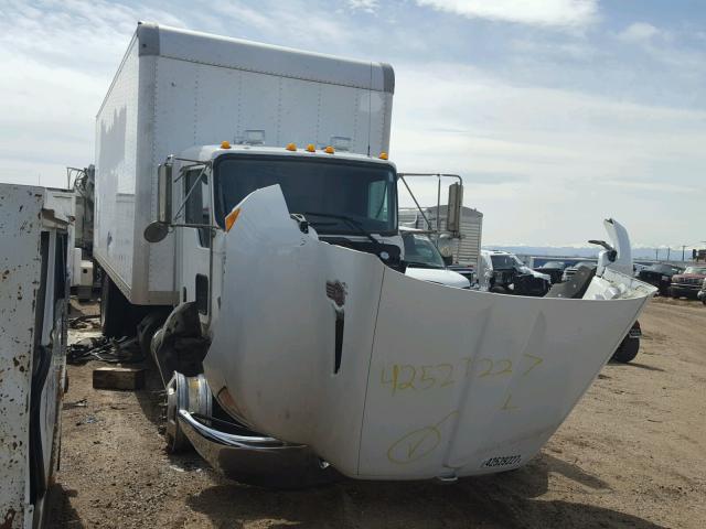 2NKHHM6X1EM412279 - 2014 KENWORTH CONSTRUCTI WHITE photo 1