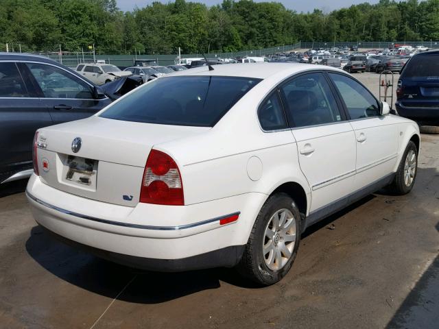 WVWPD63B13P441473 - 2003 VOLKSWAGEN PASSAT GLS WHITE photo 4